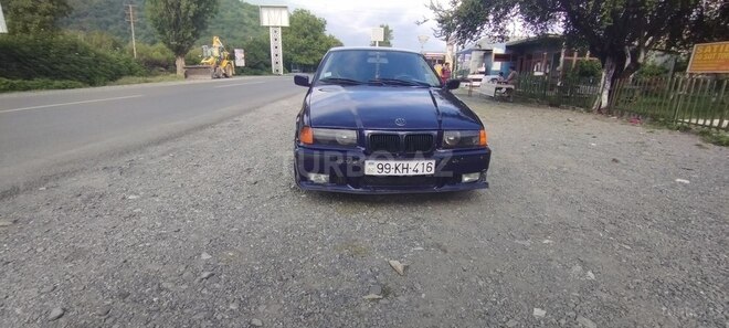BMW 318 1996, 182,000 km - 1.8 l - Qəbələ