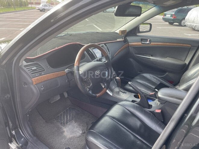 Hyundai Sonata 2009, 136,283 km - 2.0 l - Salyan
