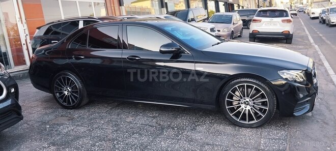 Mercedes E 220 2016, 135,000 km - 2.2 l - Bakı