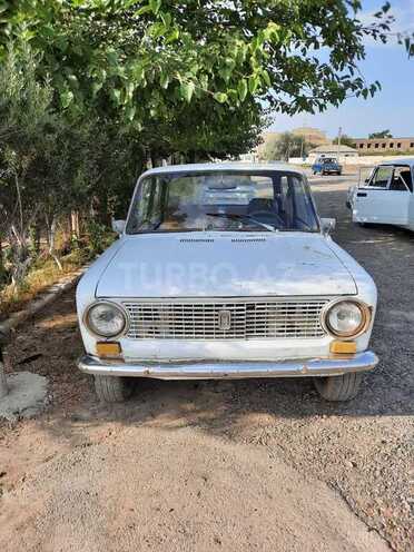 LADA (VAZ) 21011 1980, 86,662 km - 1.6 l - Salyan