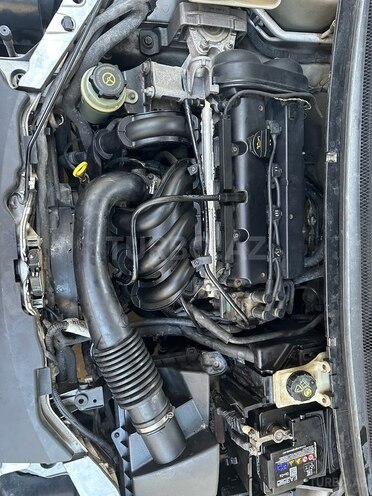 Ford Focus 2005, 327,000 km - 1.4 l - Bakı