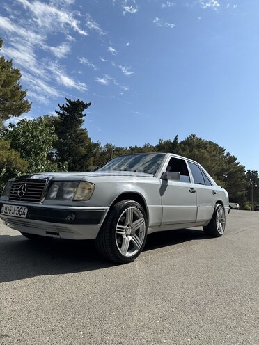 Mercedes E 200 1991, 400,000 km - 2.0 l - Sumqayıt