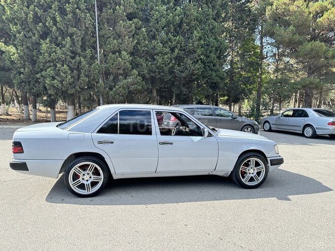 Mercedes E 200 1991, 400,000 km - 2.0 l - Sumqayıt
