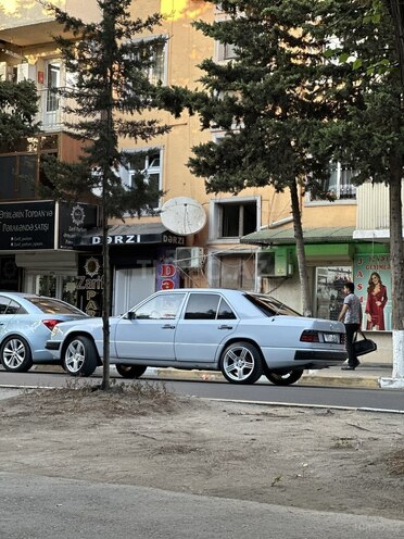 Mercedes E 200 1991, 400,000 km - 2.0 l - Sumqayıt