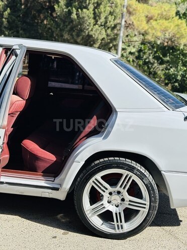 Mercedes E 200 1991, 400,000 km - 2.0 l - Sumqayıt