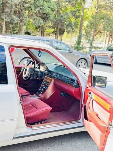 Mercedes E 200 1991, 400,000 km - 2.0 l - Sumqayıt