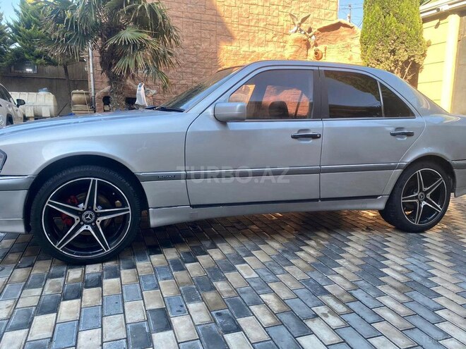 Mercedes C 200 1994, 250,000 km - 2.0 l - Bakı