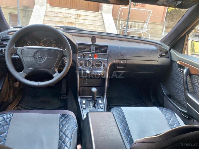 Mercedes C 200 1994, 250,000 km - 2.0 l - Bakı