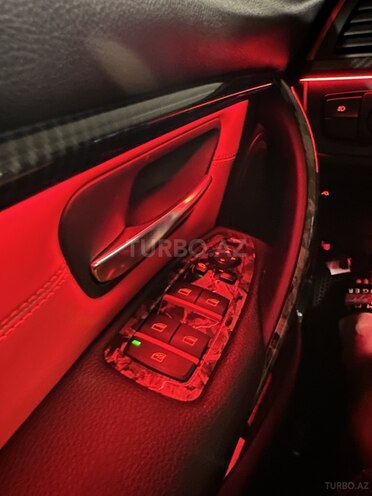 BMW 330 2018, 88,000 km - 2.0 л - Bakı