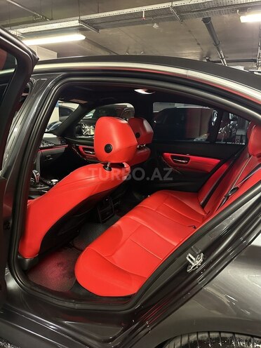 BMW 330 2018, 88,000 km - 2.0 л - Bakı