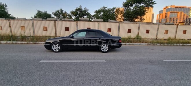 Mercedes E 280 2000, 401,000 km - 2.8 l - Bakı