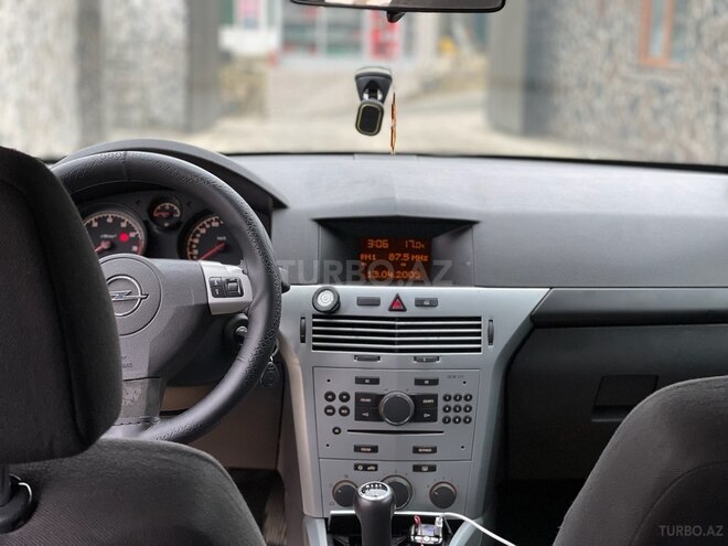 Opel Astra 2009, 207,000 km - 1.4 l - Bakı