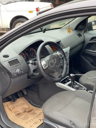 Opel Astra 2009, 207,000 km - 1.4 l - Bakı