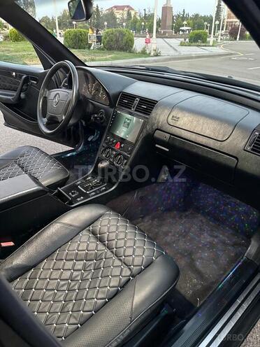 Mercedes C 230 1998, 331,525 km - 2.3 л - Ucar
