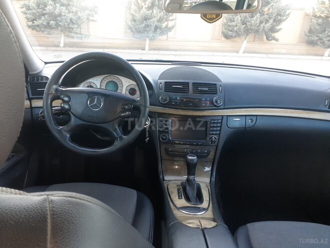 Mercedes E 220 2006, 205,000 km - 2.2 l - Bakı