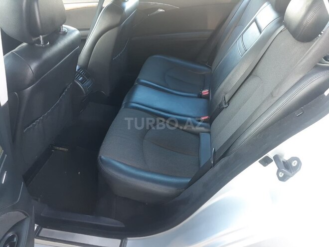 Mercedes E 220 2006, 205,000 km - 2.2 l - Bakı