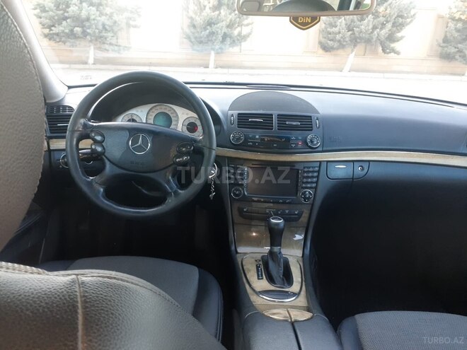 Mercedes E 220 2006, 205,000 km - 2.2 l - Bakı