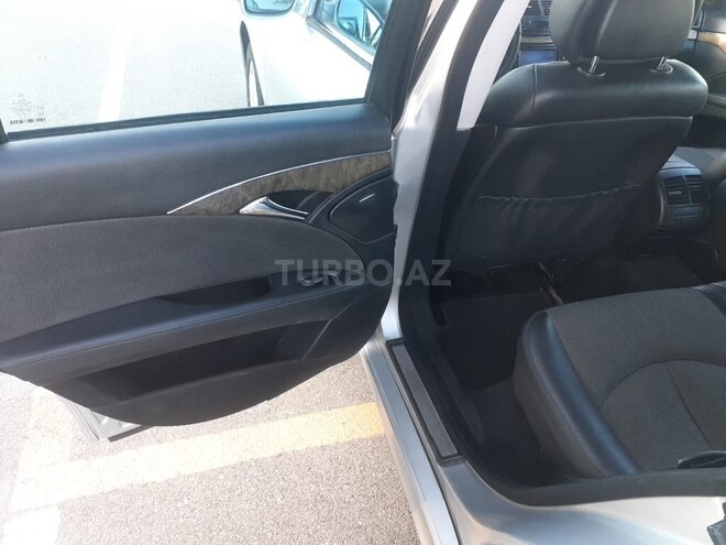 Mercedes E 220 2006, 205,000 km - 2.2 l - Bakı