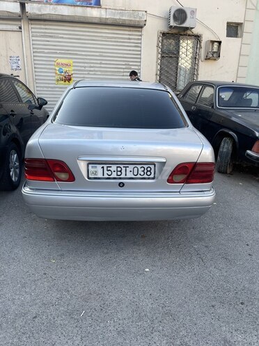 Mercedes E 220 1996, 234,000 km - 2.2 l - Bakı