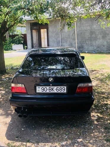 BMW 318 1998, 437,000 km - 1.8 l - Bakı