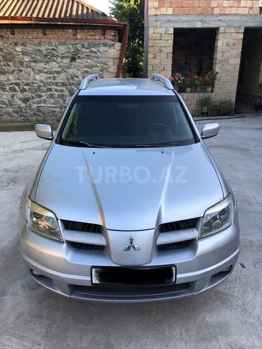Mitsubishi Outlander 2006, 282,041 km - 2.4 l - Şəki