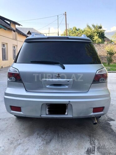Mitsubishi Outlander 2006, 282,041 km - 2.4 l - Şəki