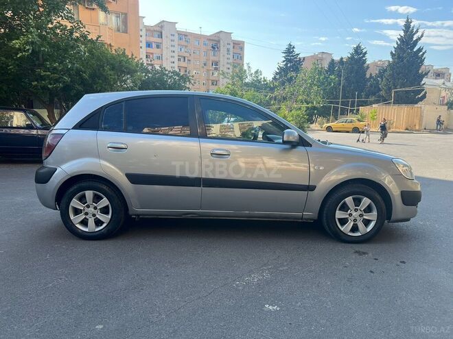 Kia Rio 2006, 240,000 km - 1.5 l - Bakı