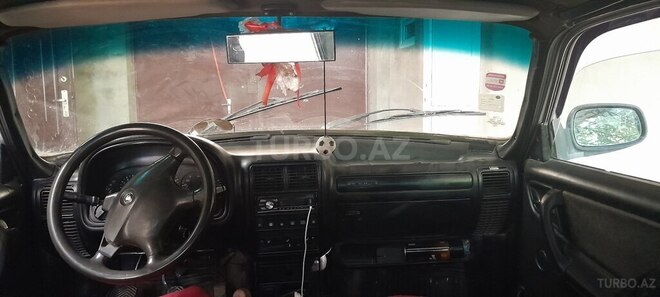 GAZ 31105 2004, 312,000 km - 2.4 l - Quba