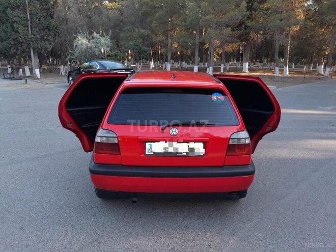 Volkswagen Golf 1996, 270,000 km - 1.6 l - Sumqayıt