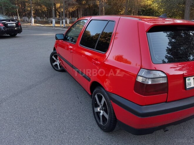 Volkswagen Golf 1996, 270,000 km - 1.6 l - Sumqayıt