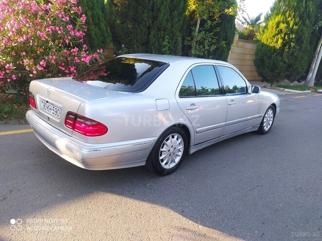 Mercedes E 240 2000, 335,000 km - 2.4 l - Bakı