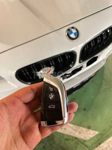 BMW 528 2013, 241,402 km - 2.0 л - Bakı