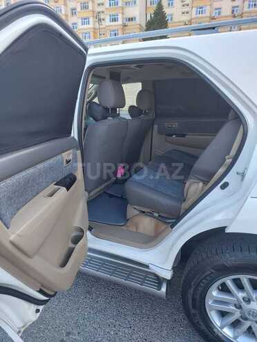Toyota Fortuner 2011, 210,000 km - 2.7 л - Bakı