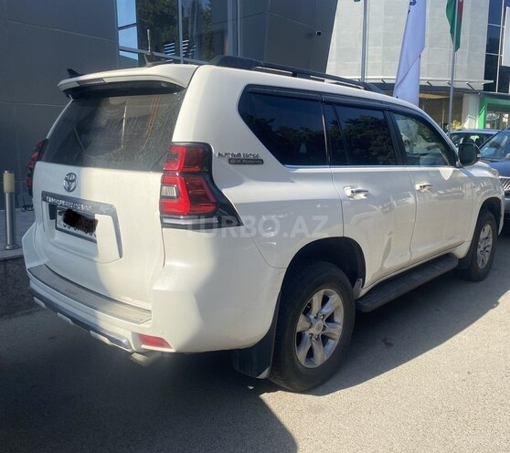 Toyota Prado 2011, 178,000 km - 2.7 l - Bakı