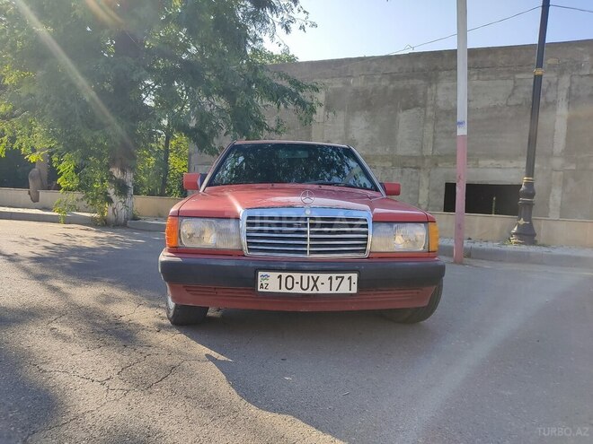 Mercedes 190 1992, 313,000 km - 2.0 l - Quba
