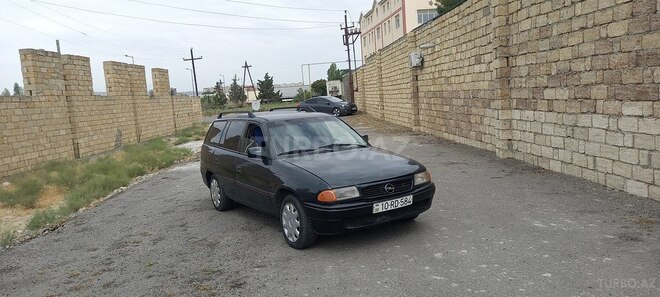 Opel Astra 1994, 352,987 km - 1.8 l - Bakı