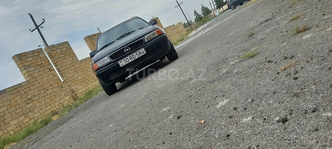 Opel Astra 1994, 352,987 km - 1.8 l - Bakı