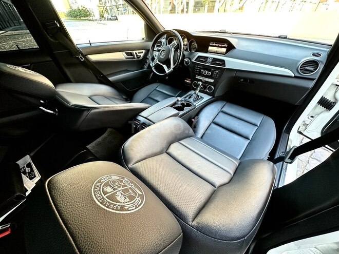 Mercedes C 250 2014, 70,000 km - 1.8 l - Bakı