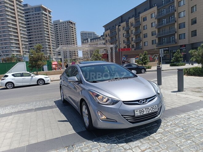 Hyundai Elantra 2015, 120,700 km - 1.8 l - Bakı