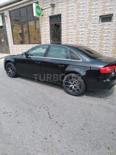 Audi A4 2013, 155,000 km - 1.8 л - Bakı