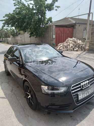 Audi A4 2013, 155,000 km - 1.8 л - Bakı
