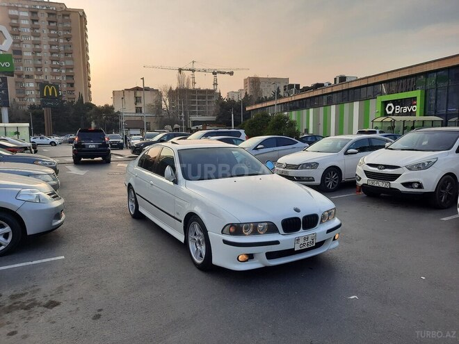 BMW 525 2001, 250,000 km - 2.5 l - Bakı