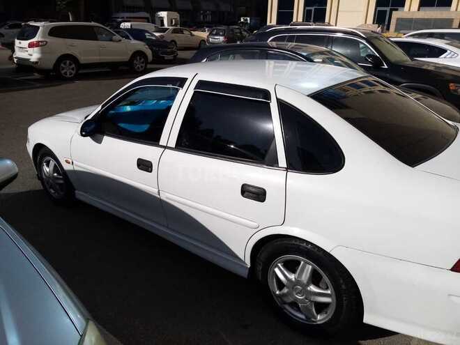 Opel Vectra 2000, 390,000 km - 1.8 л - Sumqayıt