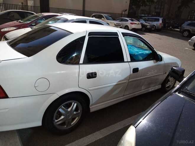 Opel Vectra 2000, 390,000 km - 1.8 л - Sumqayıt