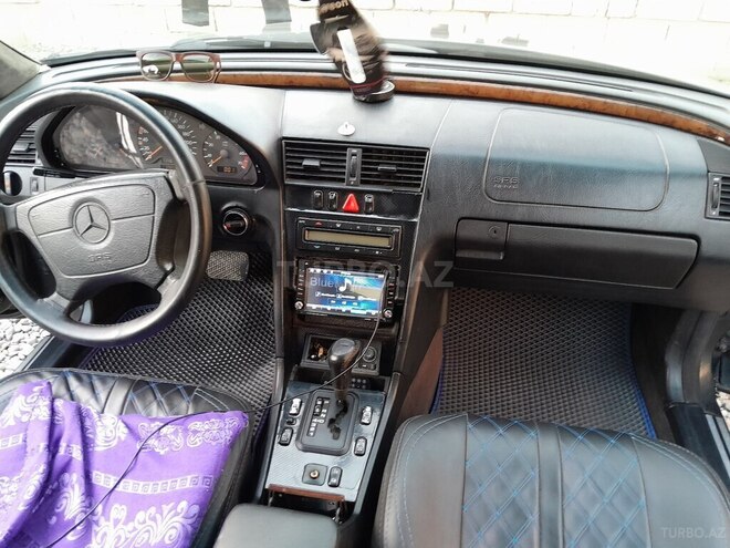 Mercedes C 230 1996, 394,585 km - 2.3 l - Salyan
