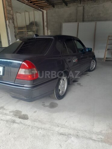 Mercedes C 230 1996, 394,585 km - 2.3 l - Salyan
