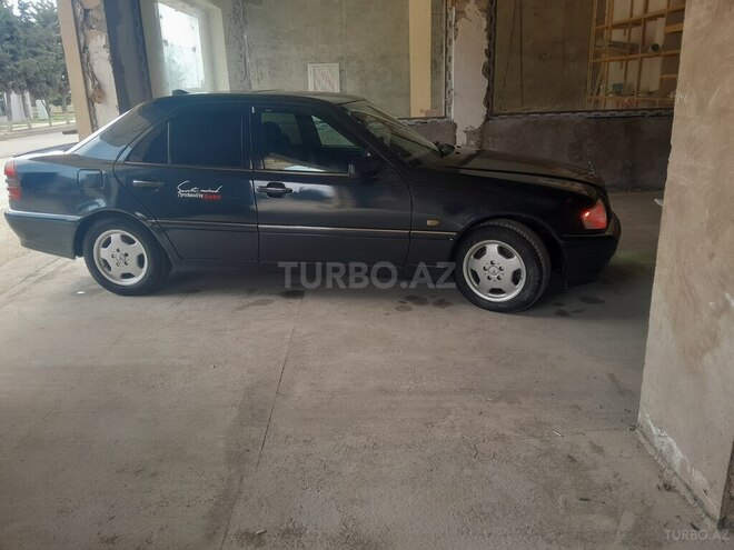 Mercedes C 230 1996, 394,585 km - 2.3 l - Salyan