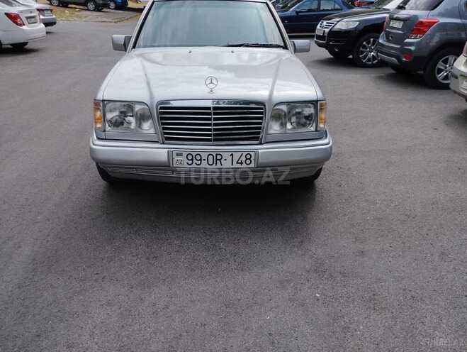 Mercedes E 300 1994, 300,000 km - 3.0 l - Bakı