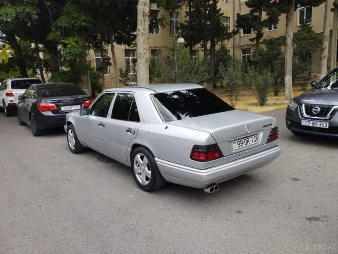 Mercedes E 300 1994, 300,000 km - 3.0 l - Bakı