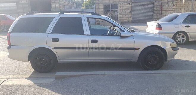 Opel Vectra 1998, 102,000 km - 2.0 l - Xaçmaz